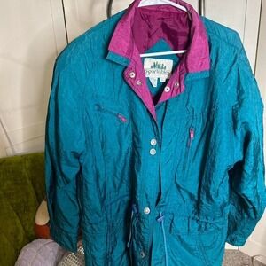 Vintage and Retro windbreaker
